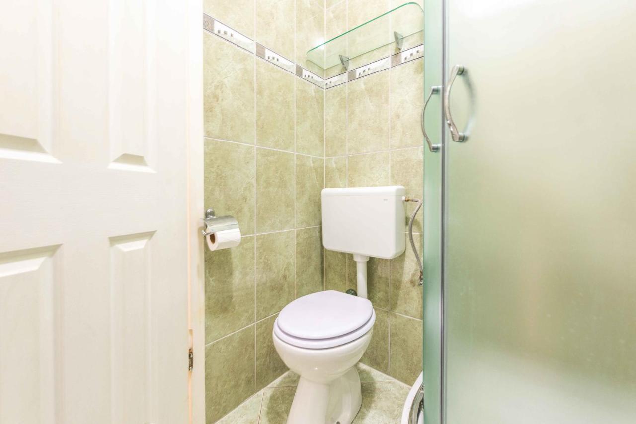 Apartment Hannah Новаля Екстериор снимка